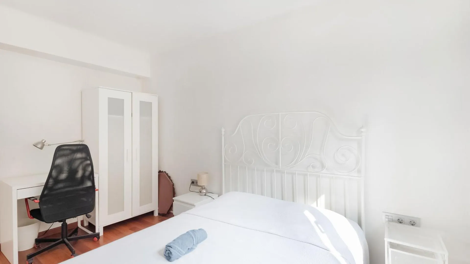 Cozy Apartment Centre Manresa 0*,  Španělsko